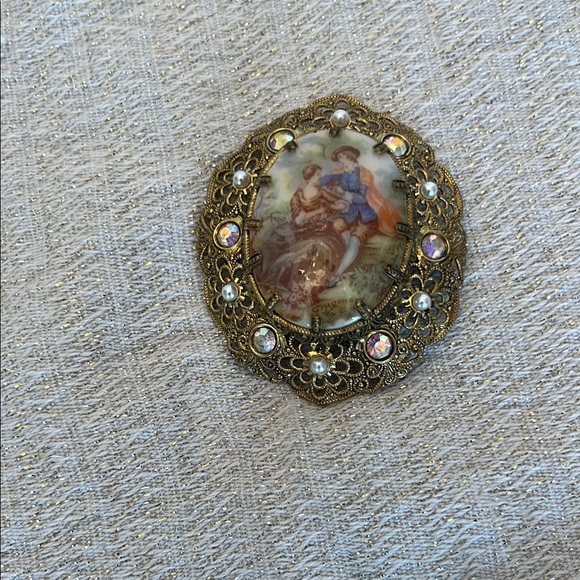 Vintage Hand Painted Gold Tone Brooch / Pin with Pearls and Crystals - Picture 5 of 8